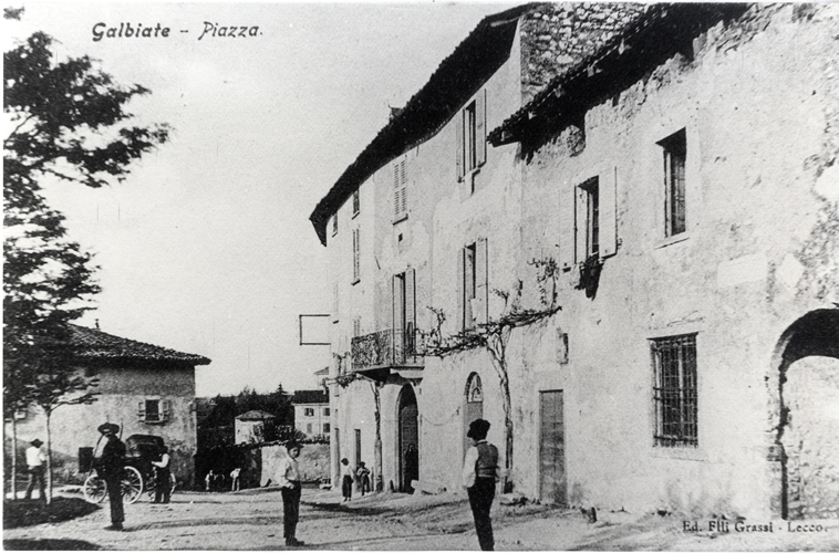 Galbiate - piazza