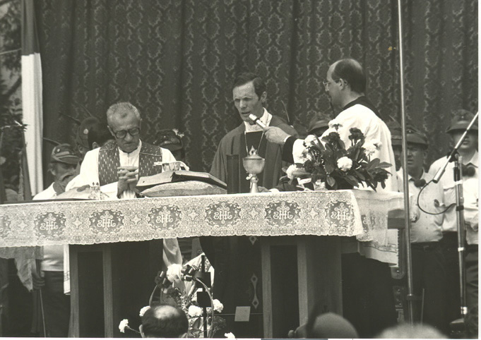 Padre Gianni Corti - don Renato Corti ora vescovo di Novara - don Giovanni Rigamonti