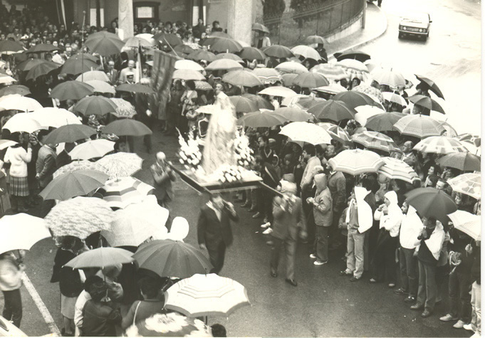 Festa di Galbiate - processione della 3° domenica di ottobre - statua della Madonna del Giglio