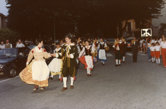 Galbiate - Gruppo folkrosistico firlinfeu