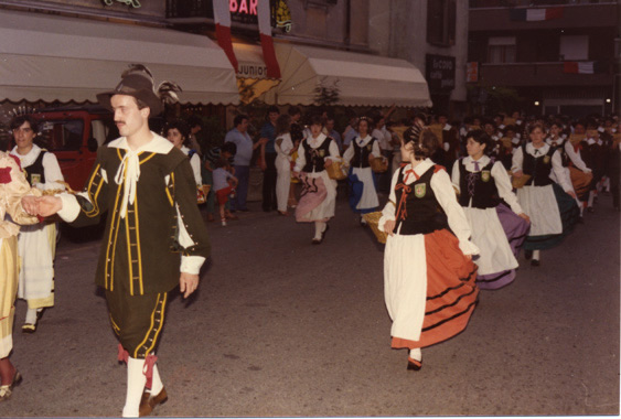 Galbiate - Gruppo folkrosistico firlinfeu