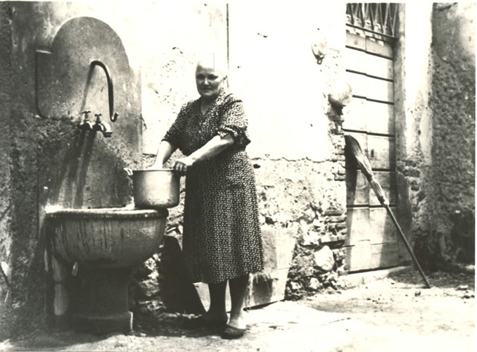 Galbiate - Ritratto femminile - Maria Riva - corte dei 