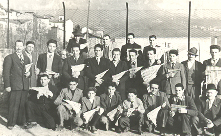 Ritratto di gruppo - gruppo Folkloristico Firlinfeu